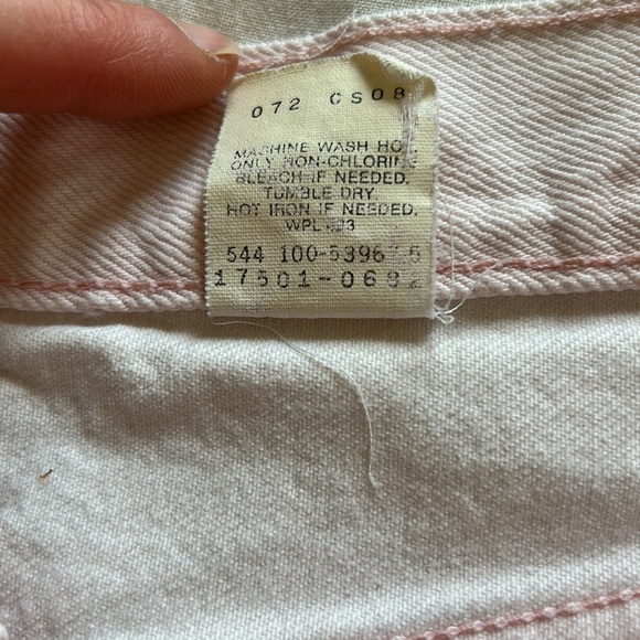 ✨ RARE VNTG 90’S PINK LEVI’S SZ 27 x 31 - Picture 5 of 9